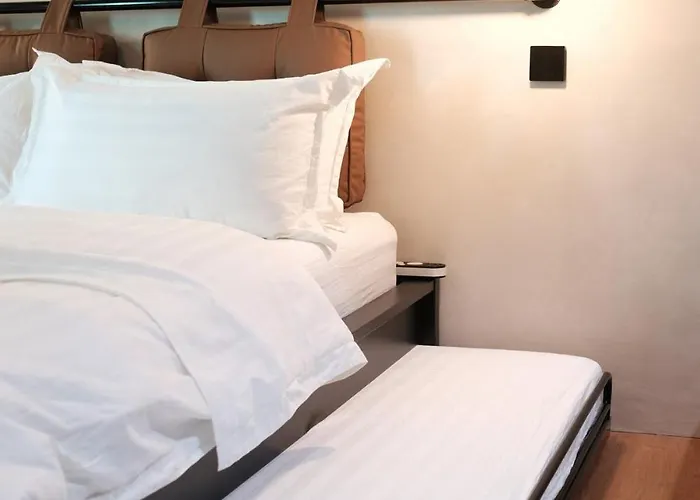 Studioretreat Near Mrt , Edsa Bus Station & East Ave